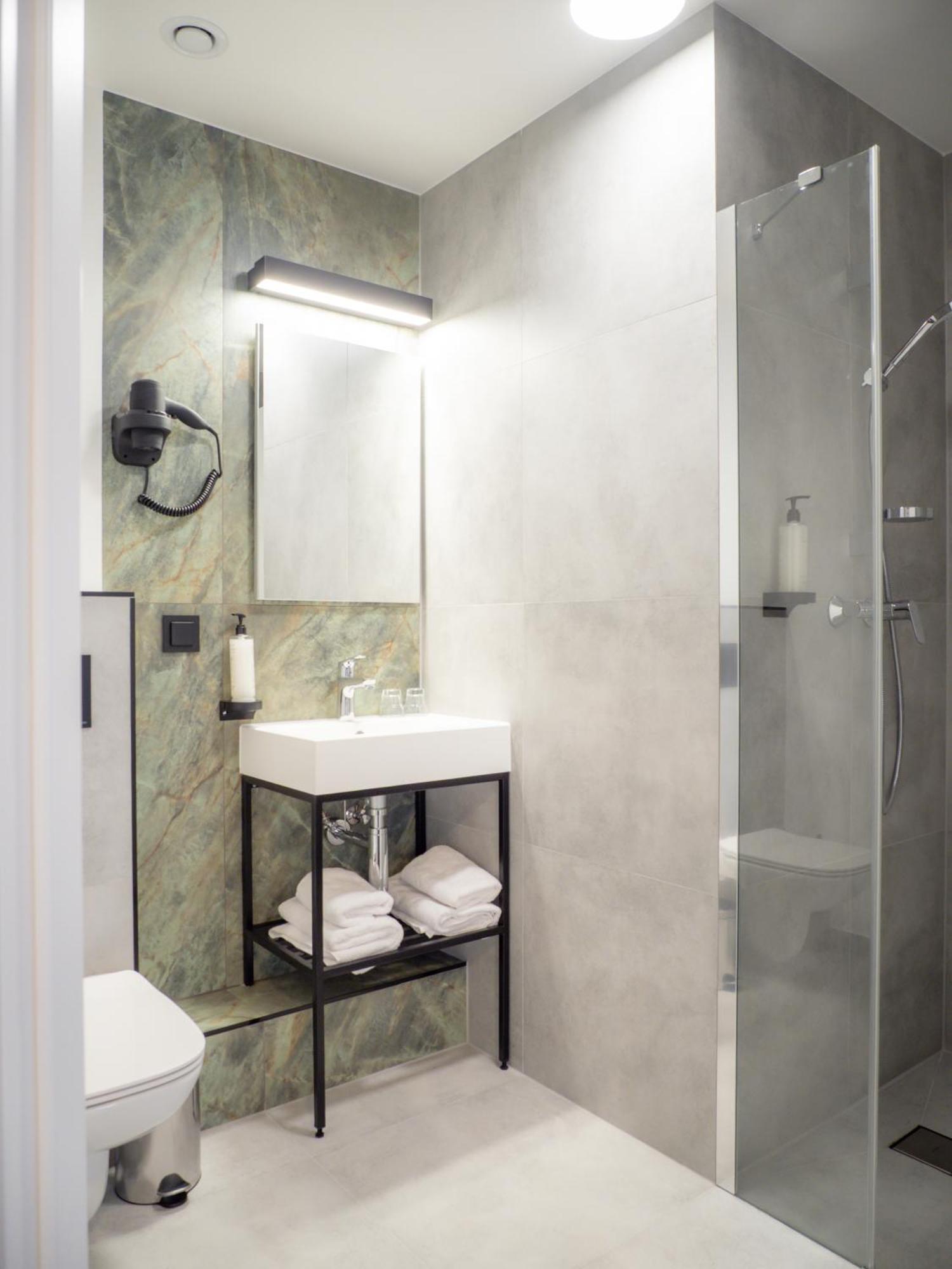 B&B Hotel Leszno Leszno  Εξωτερικό φωτογραφία