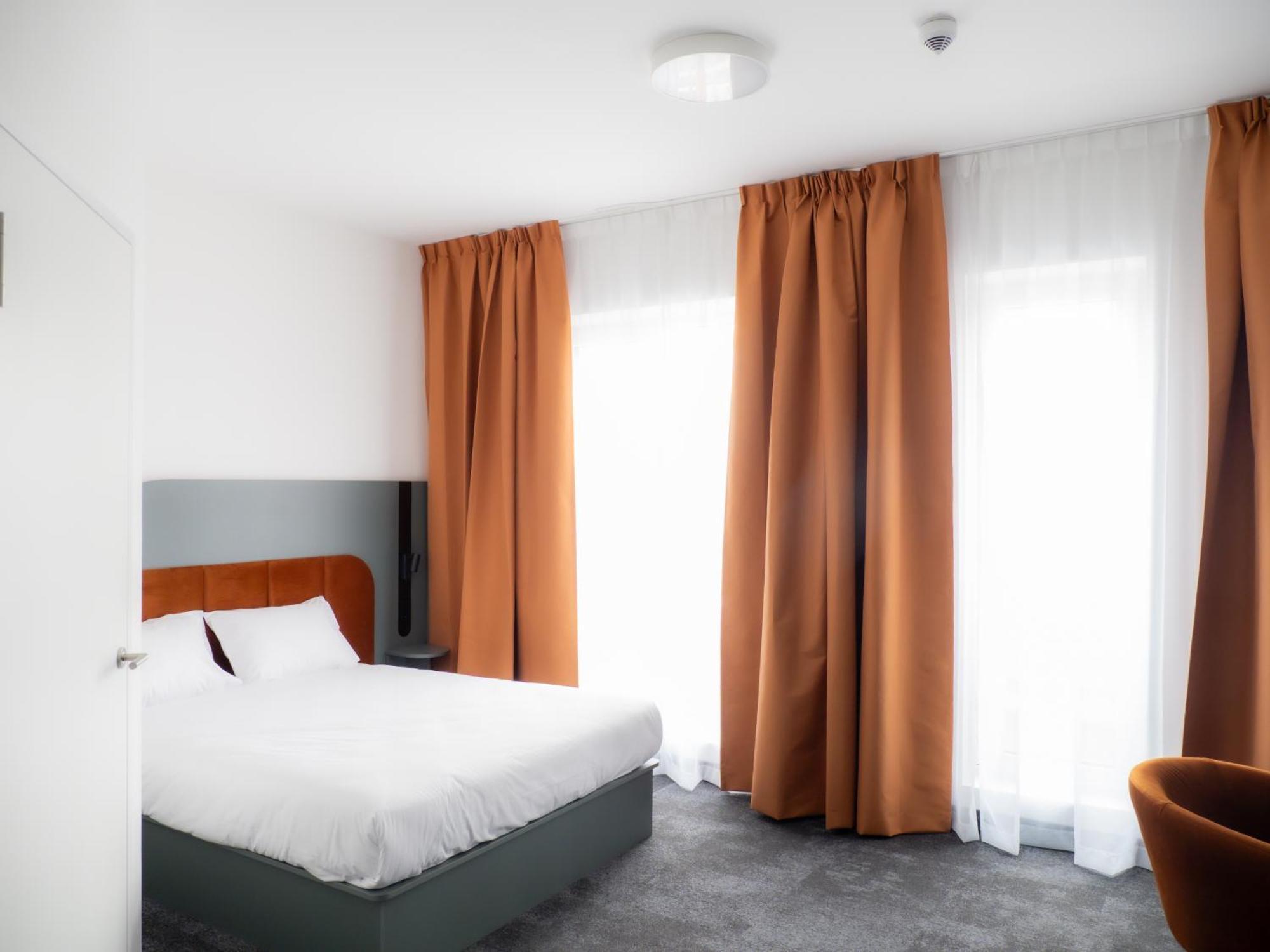 B&B Hotel Leszno Leszno  Εξωτερικό φωτογραφία